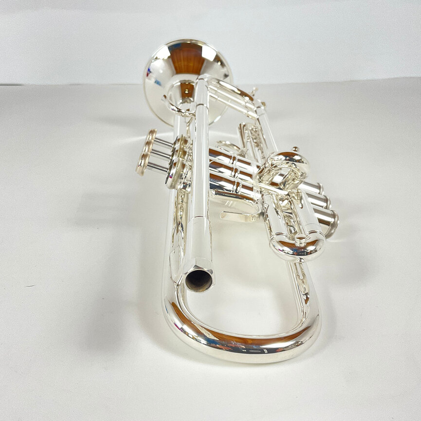 Demo Bach LT180S37 Bb Trumpet (SN: 804673)