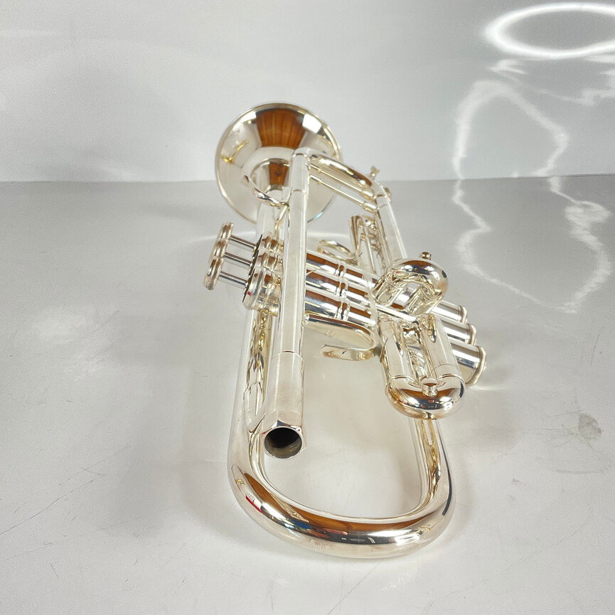 Demo Bach 180S37 Bb Trumpet (SN: 797008)