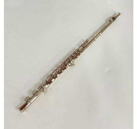 Used Bundy Flute (SN: 581526)