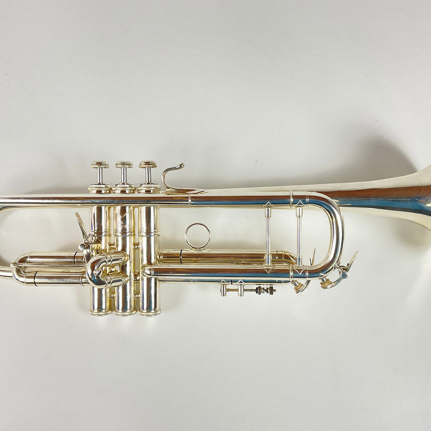 Used Bach "Corporation" 43 Bb Trumpet (SN: 98896)