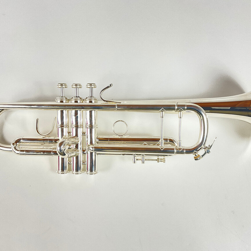Used Bach 37 Bb Trumpet (SN: 677997)