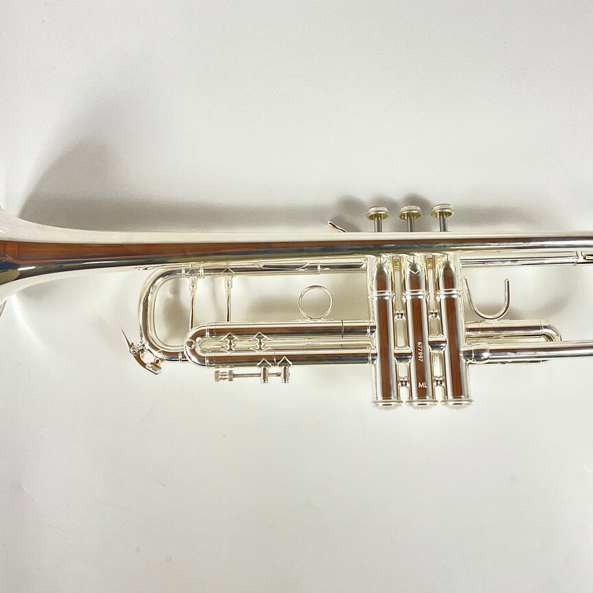 Used Bach 37 Bb Trumpet (SN: 677997)