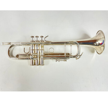 Used Bach 37 Bb Trumpet (SN: 660237)