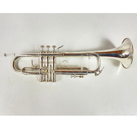 Used Bach 37 Bb Trumpet (SN: 424503)