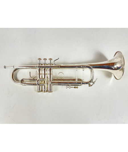 Used Bach 37 Bb Trumpet (SN: 424503)