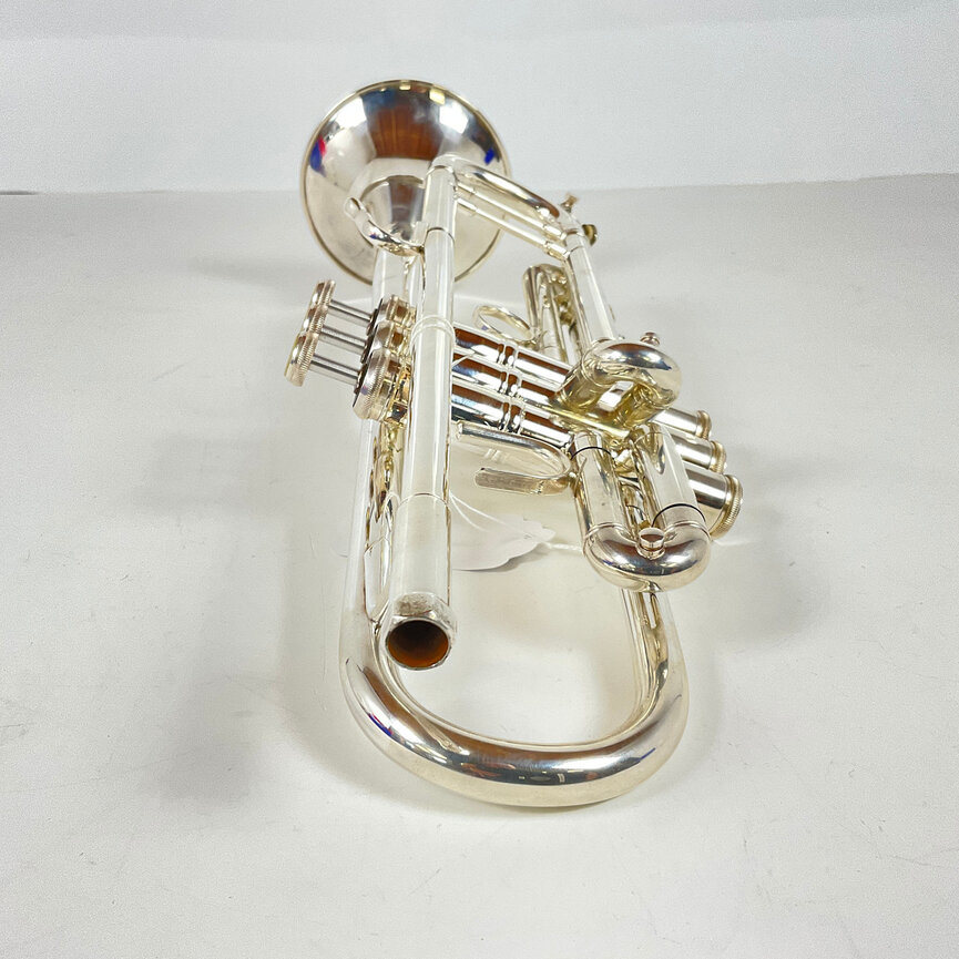 Used Bach 37 Bb Trumpet (SN: 424503)