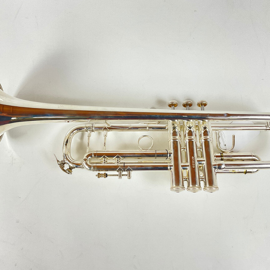 Used Bach 37 Bb Trumpet (SN: 424503)