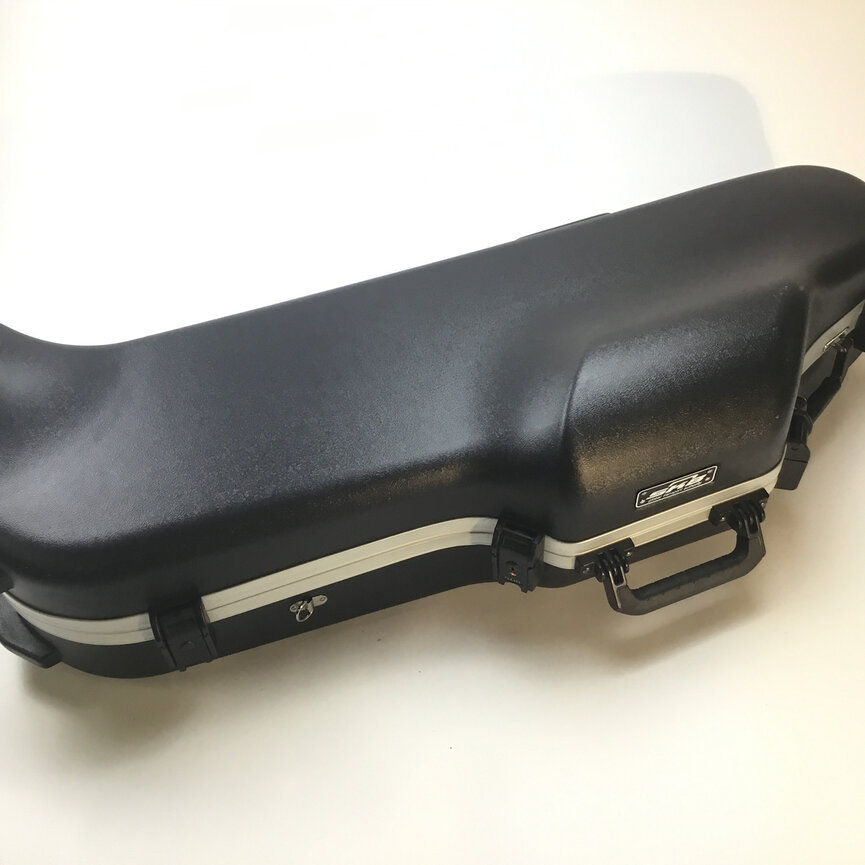 Used SKB Contoured Pro Baritone Sax Case with Wheels [18359]