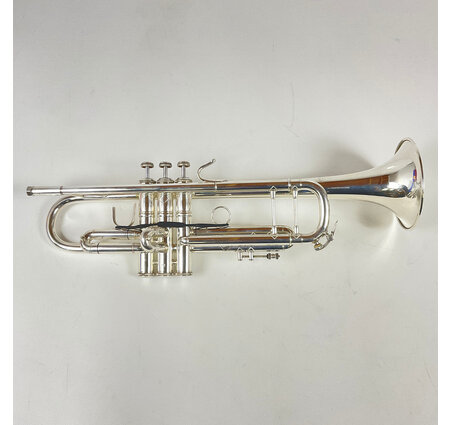 Used Bach 37 Bb Trumpet (SN: 423223)