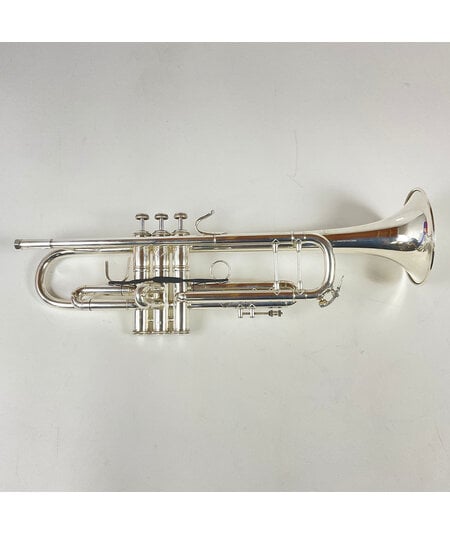 Used Bach 37 Bb Trumpet (SN: 423223)