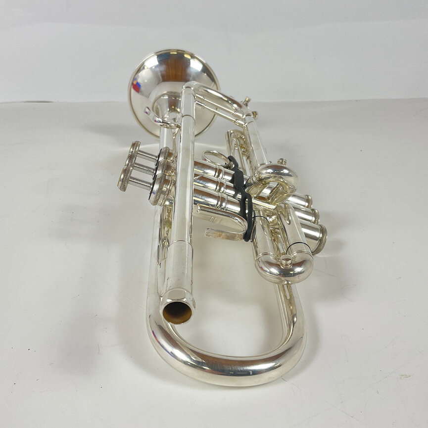 Used Bach 37 Bb Trumpet (SN: 423223)