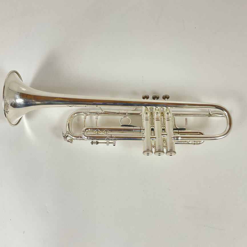 Used Bach 37 Bb Trumpet (SN: 423223)