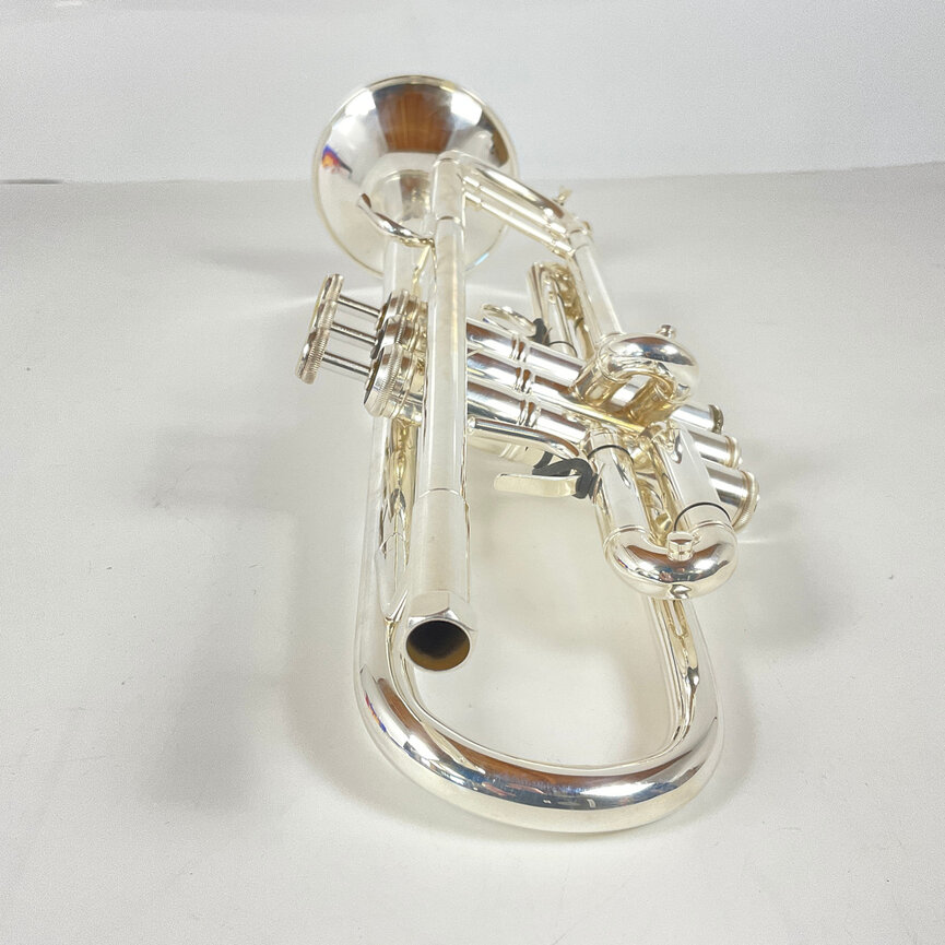 Used Bach 37 Bb Trumpet (SN: 724943)