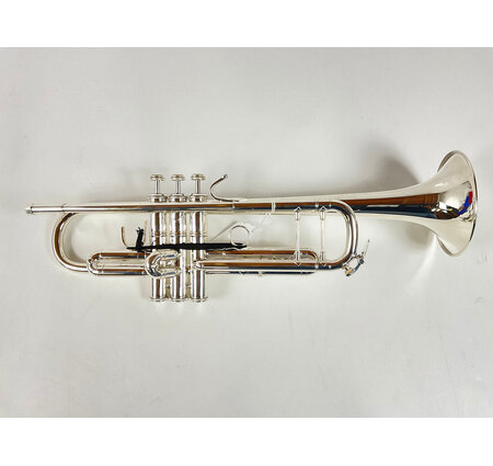 Used Bach 182 Bb Trumpet (SN: 000160)