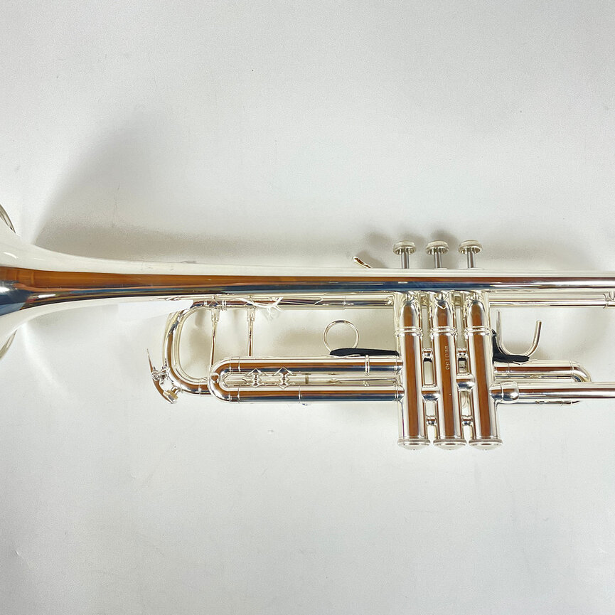Used Bach 182 Bb Trumpet (SN: 000160)