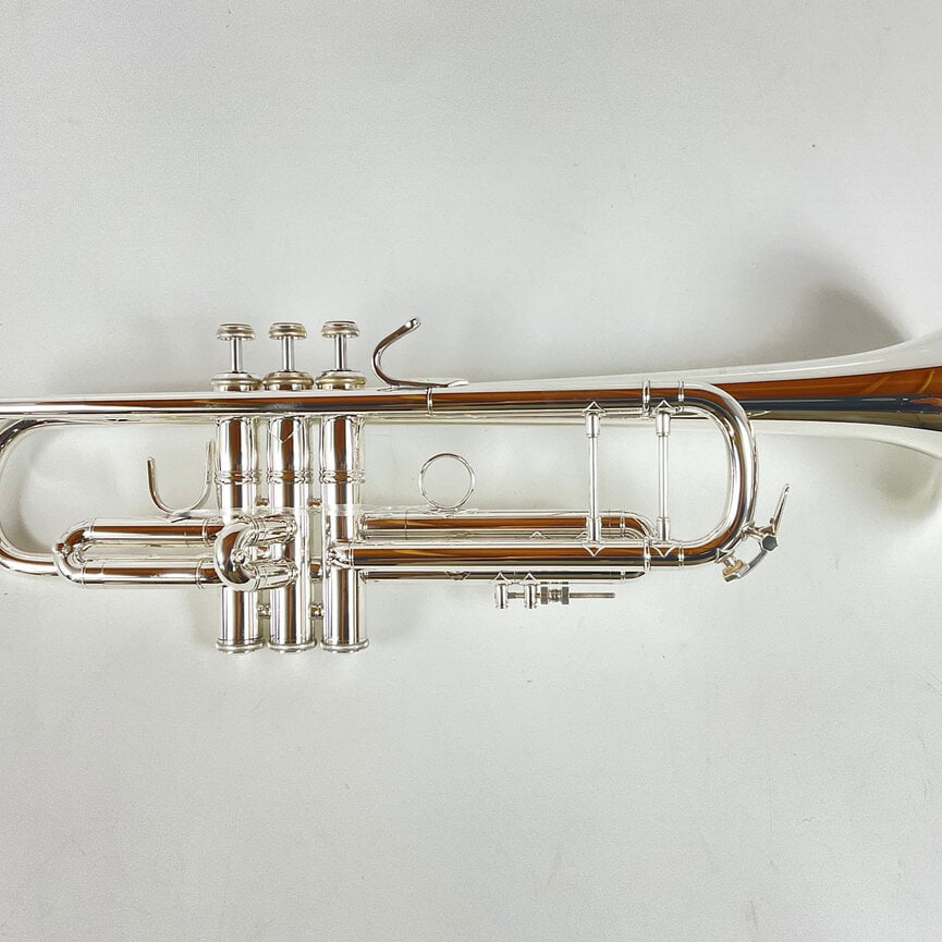 Demo Bach 180S72G Bb Trumpet (SN: 804954)