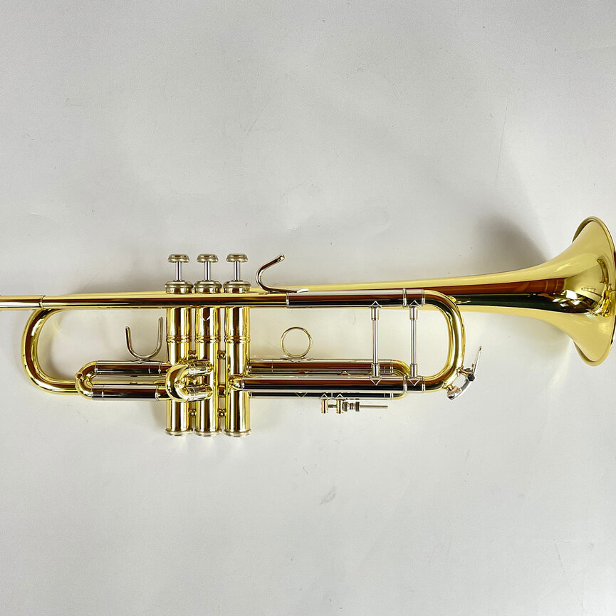 Demo Bach 18037 Bb Trumpet (SN: 798372)