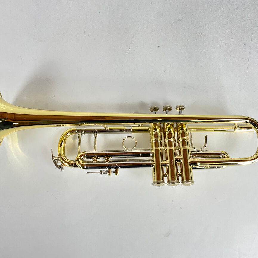 Demo Bach 18037 Bb Trumpet (SN: 798372)