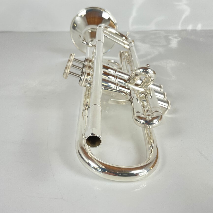 Demo Bach 180S37 Bb Trumpet (SN: 791012)