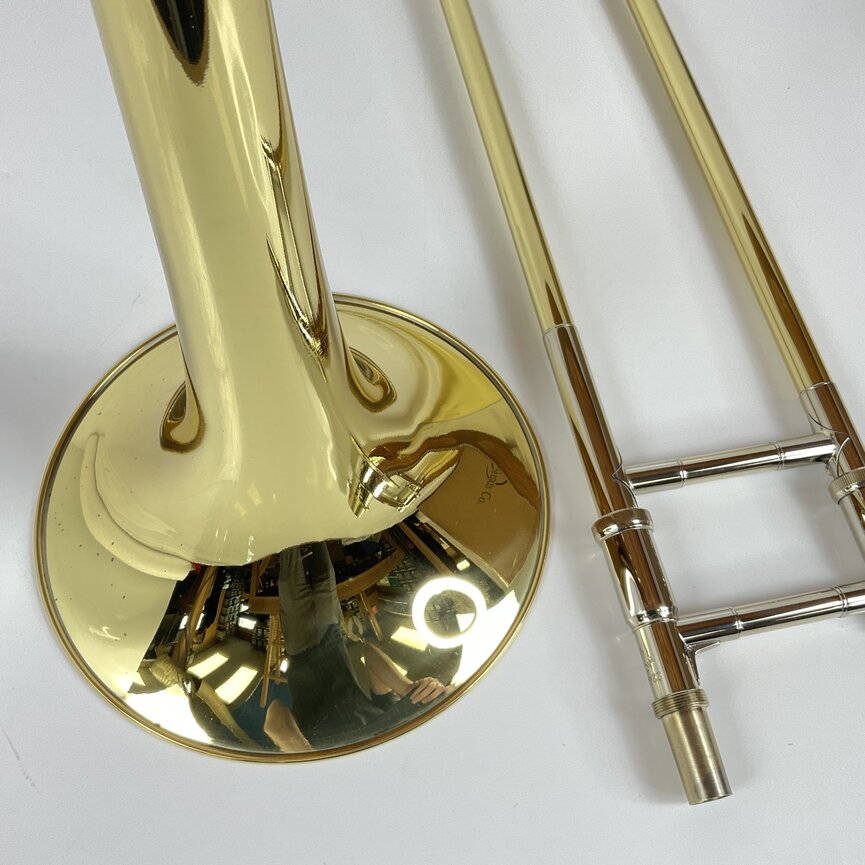 Demo Bach 42B Bb/F Tenor Trombone (SN: 226379)