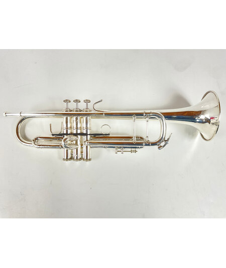 Used Bach 37 Bb Trumpet (SN:559402)