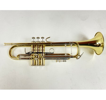 Used Bach 37 Bb Trumpet (SN:387811)