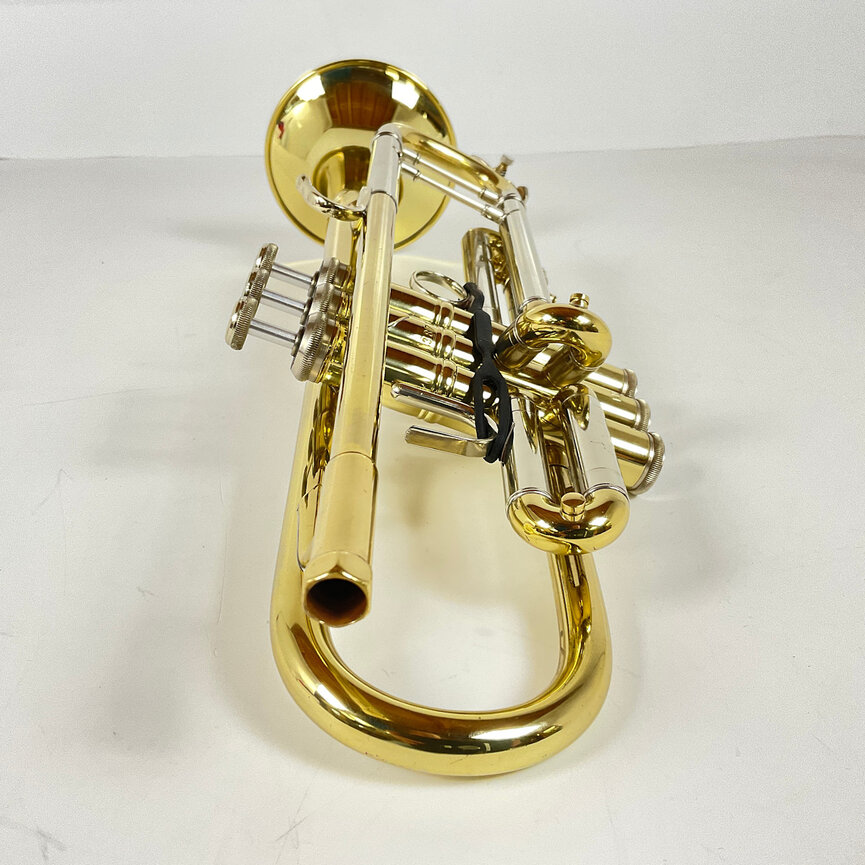 Used Bach 37 Bb Trumpet (SN:387811)