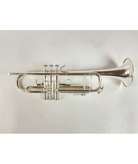 Used Bach 37 Bb Trumpet (SN: 735541)