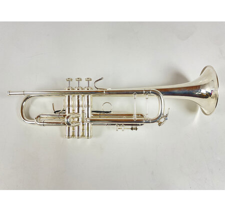 Used Bach 37 Bb Trumpet (SN: 749569)