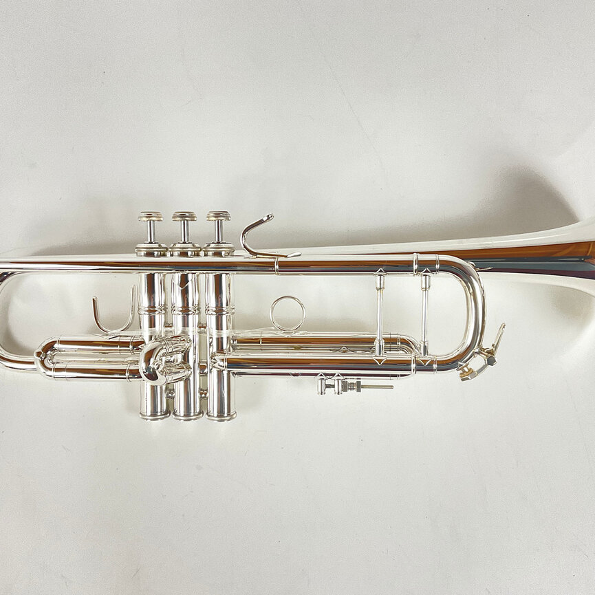 Demo Bach 180S43G Bb Trumpet (SN: 806954)
