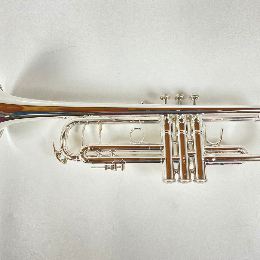 Demo Bach 180S43G Bb Trumpet (SN: 806954)