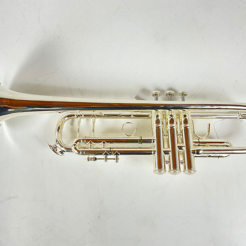 Used Bach 37 Bb Trumpet (SN: 374952)