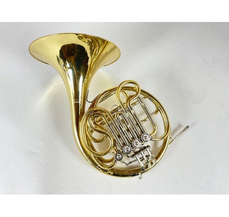 Used Yamaha 567 F/Bb Double French Horn (SN: 008104)