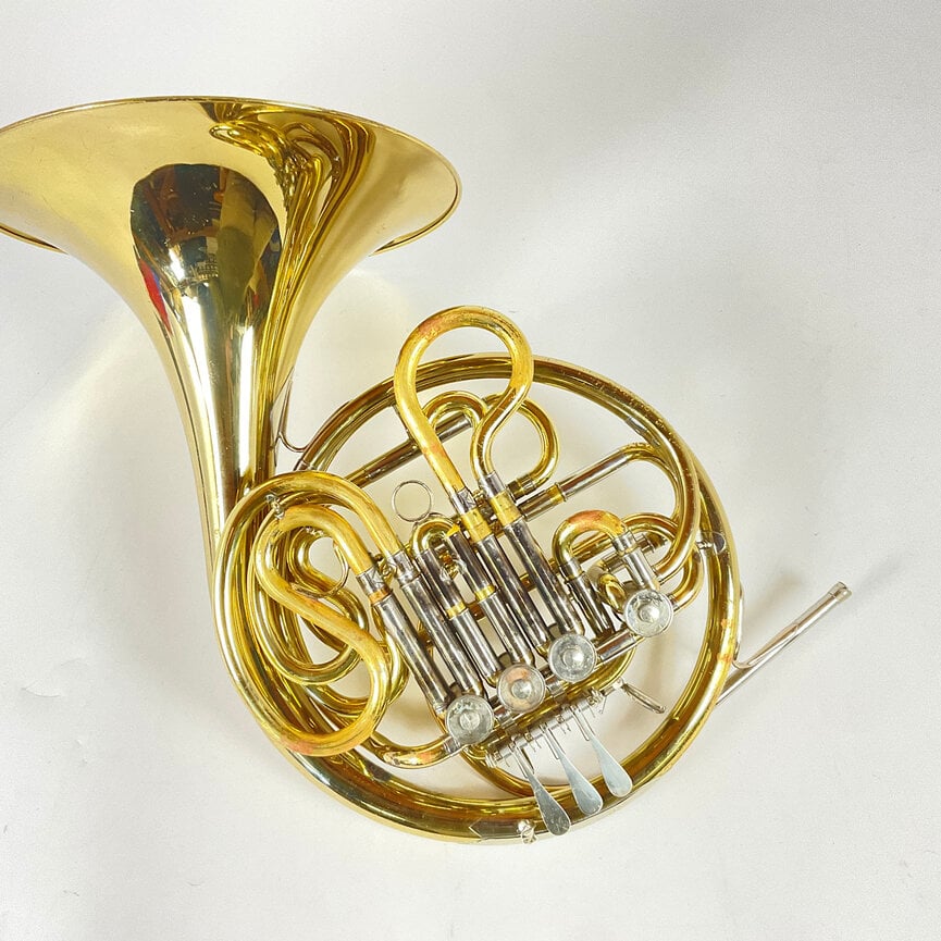 Used Yamaha YHR-664 F/Bb Double French Horn (SN: 004089)