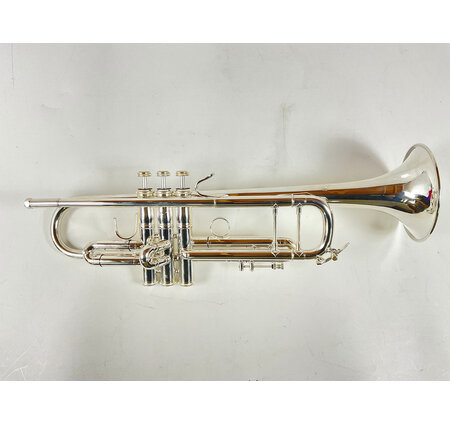 Used Bach 37 Bb Trumpet (SN: 410963)