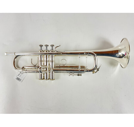 Used Bach 37 Bb Trumpet (SN: 252880)