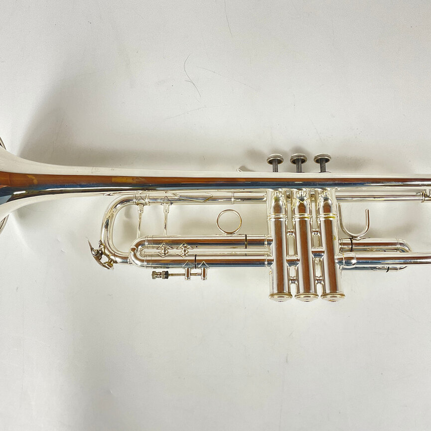 Used Bach 37 Bb Trumpet (SN: 252880)