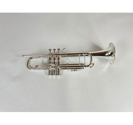 Demo Bach 180S37G Bb Trumpet (SN: 793468)