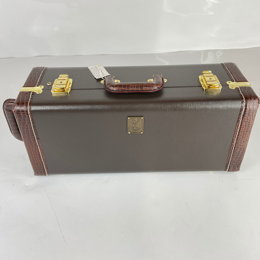 Demo Bach 180S37G Bb Trumpet (SN: 793468)