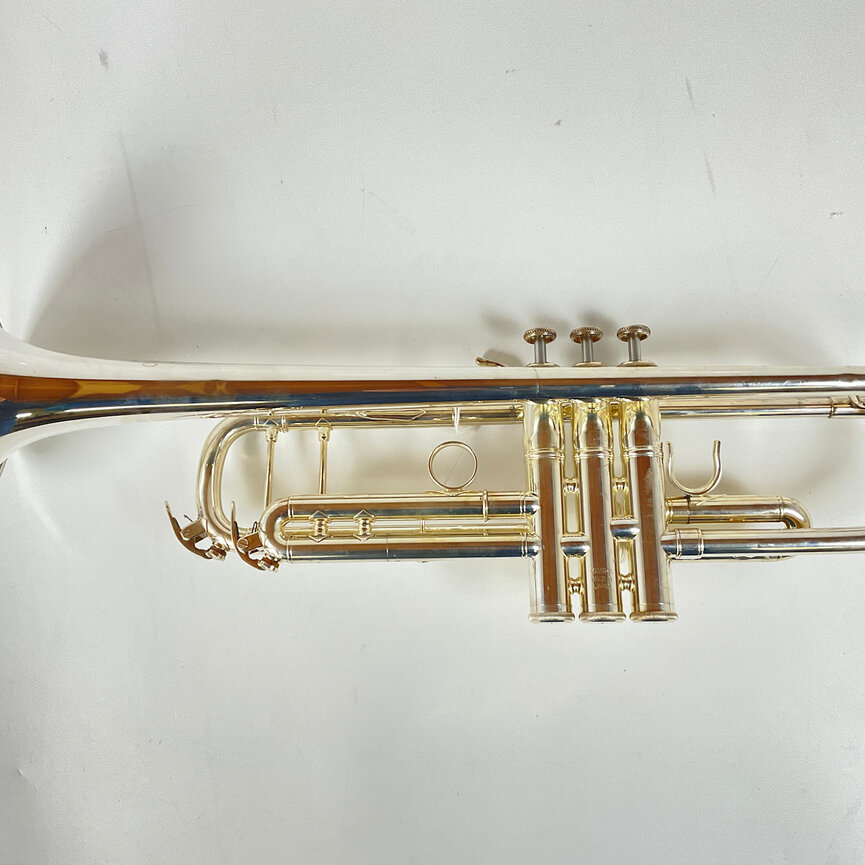 Used Yamaha YTR-8335US Bb Trumpet (SN: 301571)
