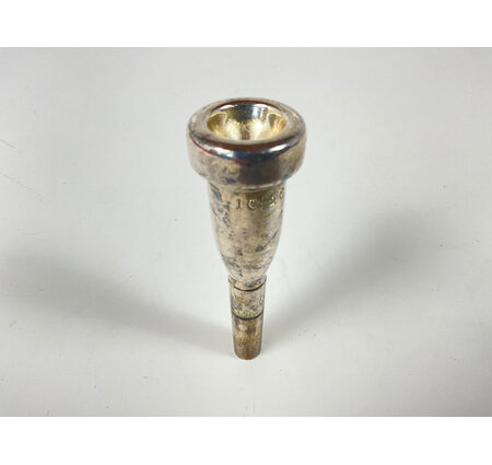 Used Bach Megatone 10 1/2C Trumpet [42589]