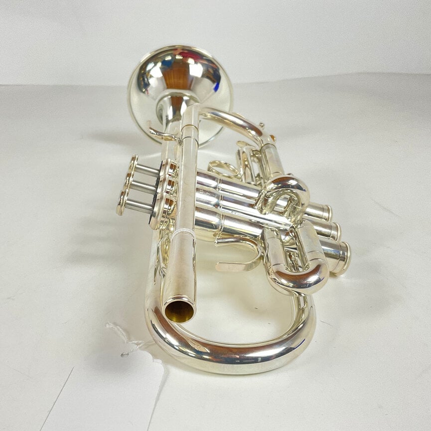 Demo Yamaha YTR-6610S Eb/D Trumpet (SN: D79438)
