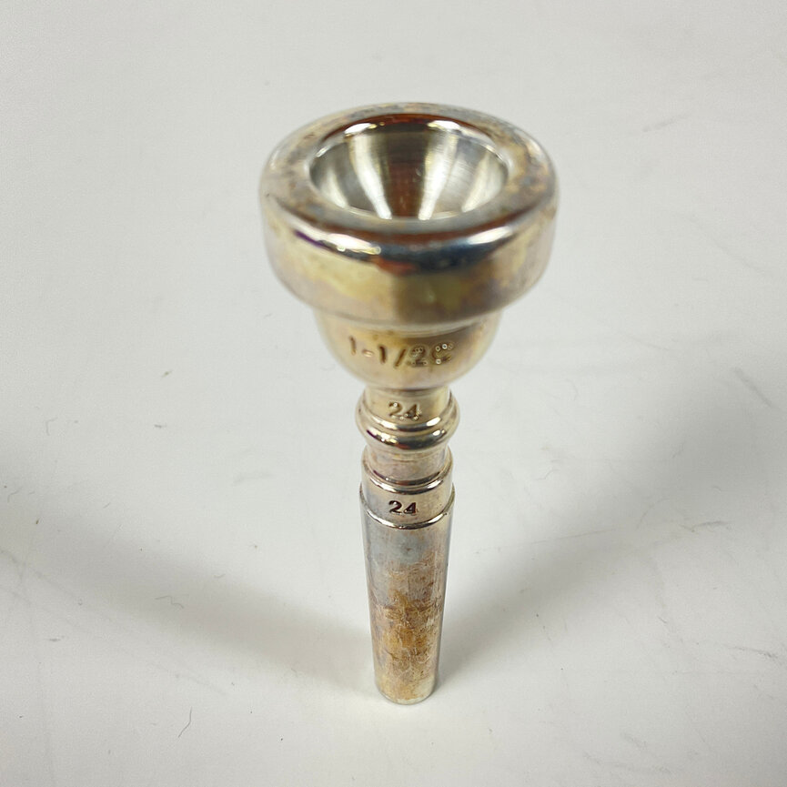 Used Bach Symphonic 1.5C 24/24 Trumpet [42995]