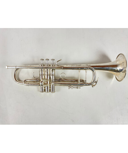 Used Bach 72 Bb Trumpet (SN: 727140)