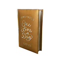 Chronicle Books - CB Newlyweds One Line A Day 3-Year Memory Book