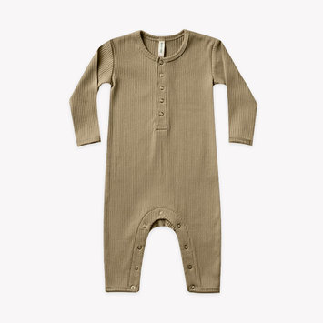 Quincy Mae - QM Quincy Mae - Ribbed Baby Jumpsuit in Olive