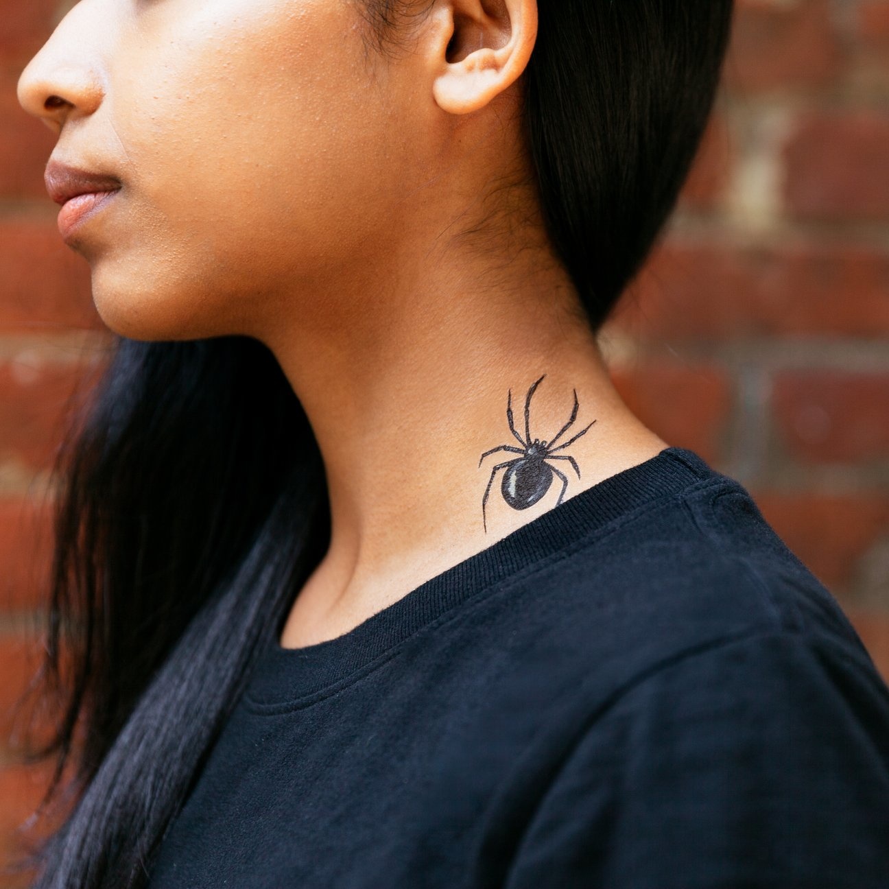 Tattly - TA Tattly - Black Widow Spider Tattoo