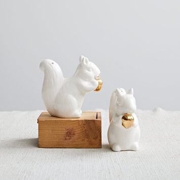 Creative Co-Op - CCO CCO HG - Squirrel Salt & Pepper Shakers