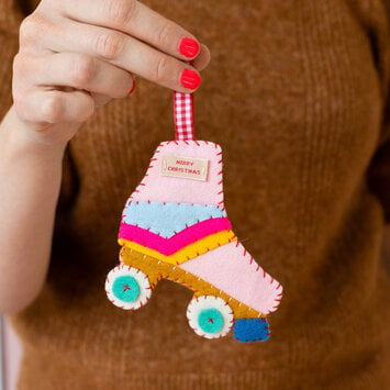 Cotton Clara - COCL COCL DIY - Felt Rollerskate Ornament Kit