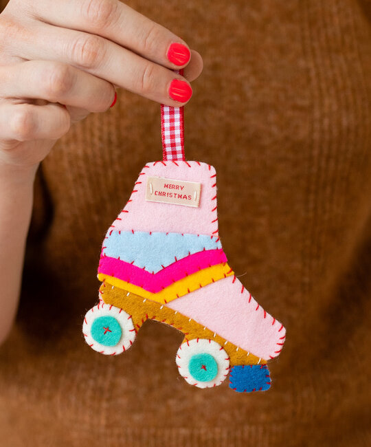 Cotton Clara - COCL COCL DIY - Felt Rollerskate Ornament Kit